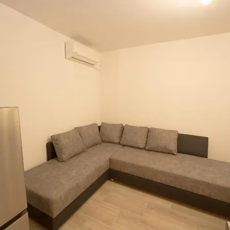Apartment Aleks Center 2- Free Parking